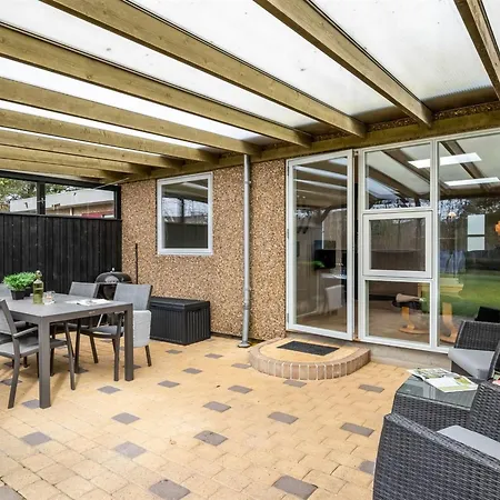 Ragnborg - 900m From The Sea By Interhome * ブラーバンド